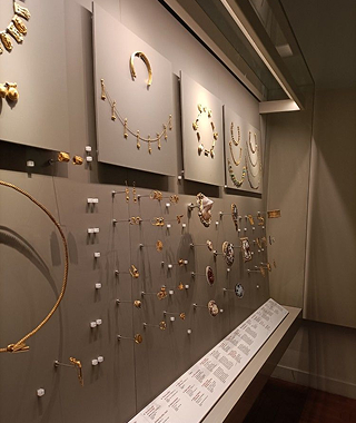 b2974dc43748cc3d775188e6b385c00a 2