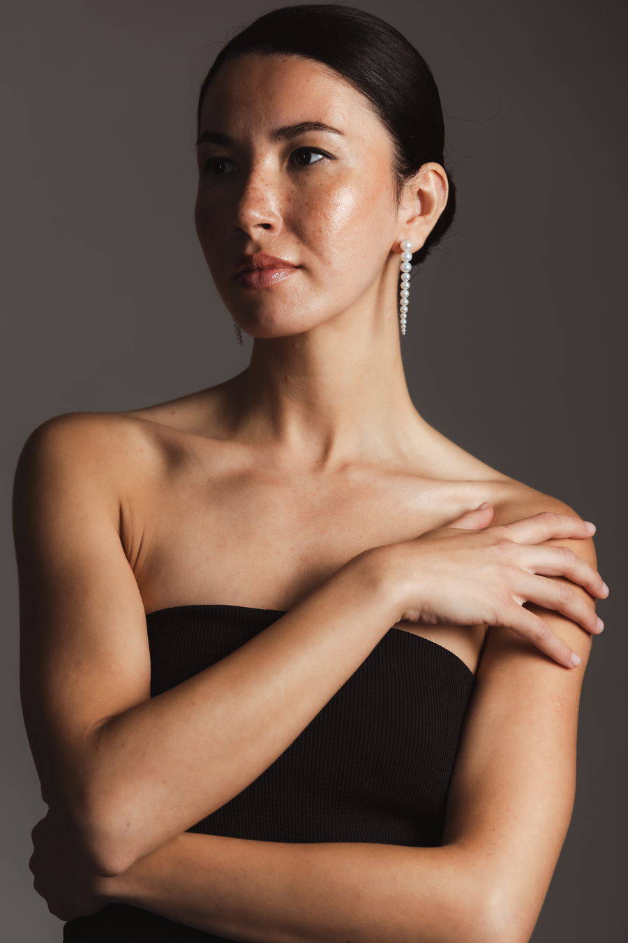 Élia White Pearl Earrings2